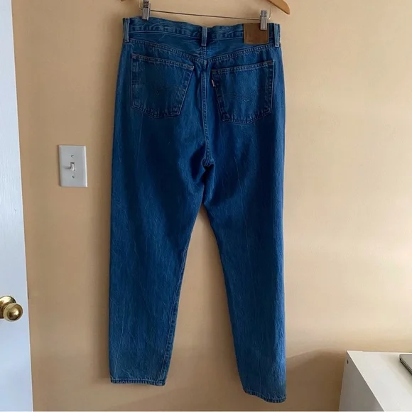 Levis Premium 501 '81 Jeans Woman 32x31 Medium Wash Button Fly Streetwear Retro - Picture 3 of 15